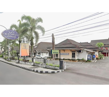 Urbanview Hotel Crown Tasikmalaya by RedDoorz, Tasikmalaya, Indonesia