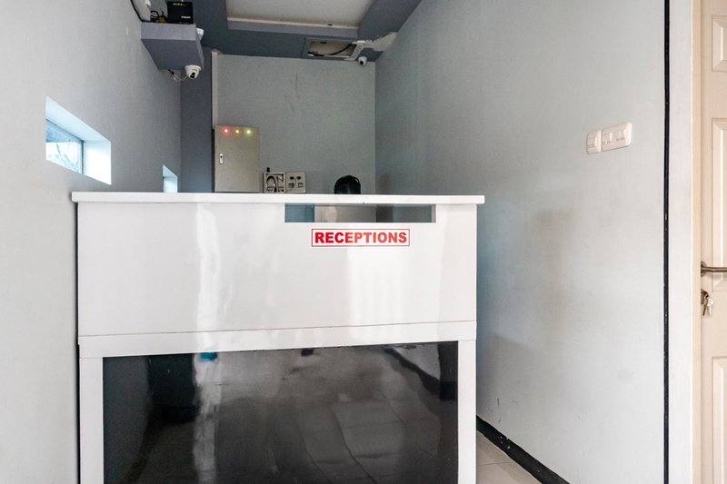 RedDoorz Plus near Millenium ICT Centre Medan 2, Pulauberayan, Indonesia
