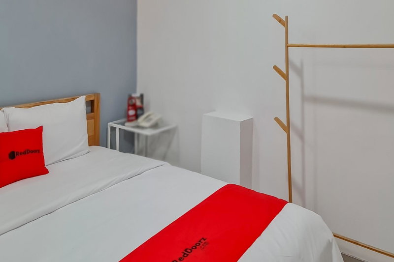 RedDoorz Plus @ Batutulis Bogor, Bogor, Indonesia
