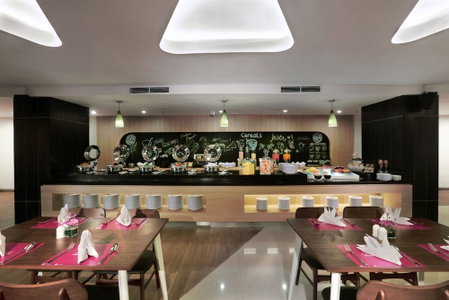 Yusra Inn Hotel Bekasi, Bekasi, Indonesia