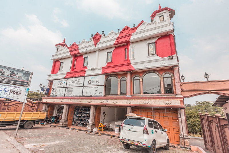 Super OYO 1640 Fallinda Hotel, Cibinong, Indonesia