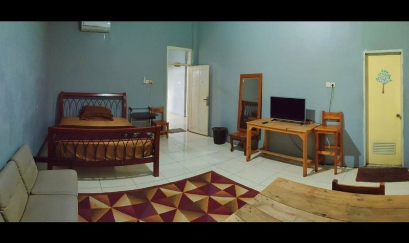 The Carstensz Homestay, Manda, Indonesia