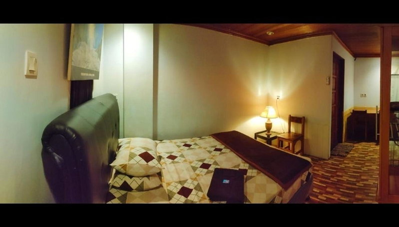 The Carstensz Homestay, Manda, Indonesia