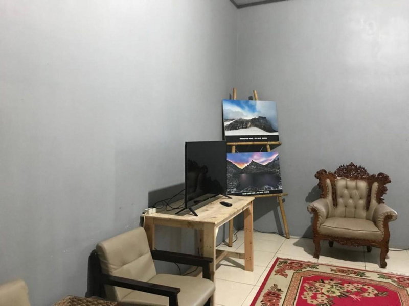 The Carstensz Homestay, Manda, Indonesia