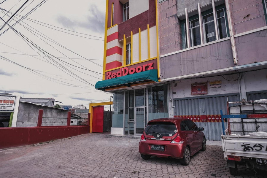 RedDoorz @ Jalan Pangeran Antasari Lampung 2, Lampung, Indonesia
