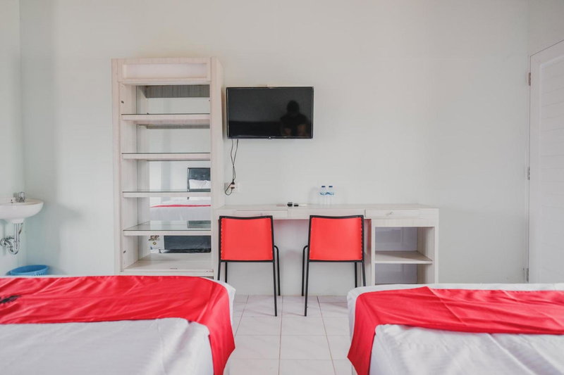 RedDoorz @ Jalan Pangeran Antasari Lampung 2, Lampung, Indonesia