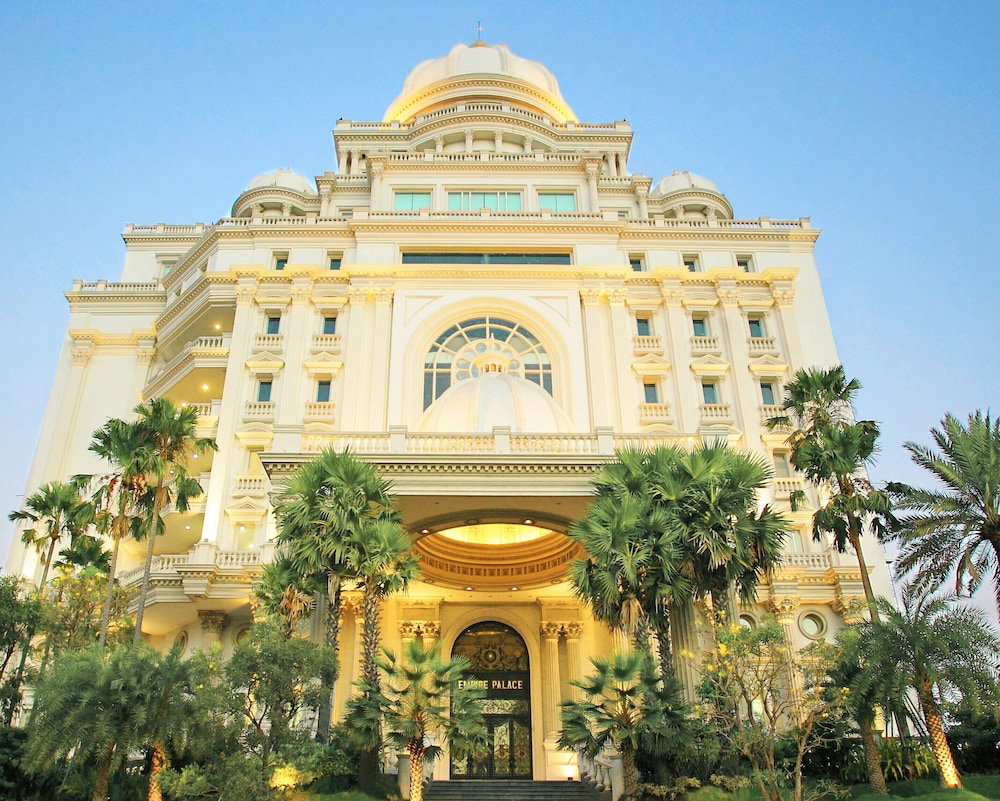 Hotel · Grand Empire Palace Hotel, Surabaya