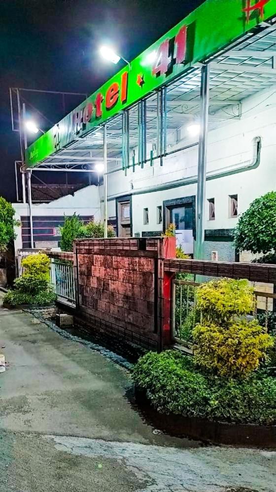 Hotel 41 Maribaya, Indonesia