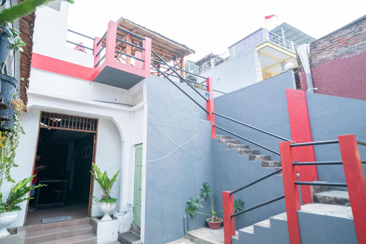 RedDoorz at Oro Oro Ombo Batu, Indonesia
