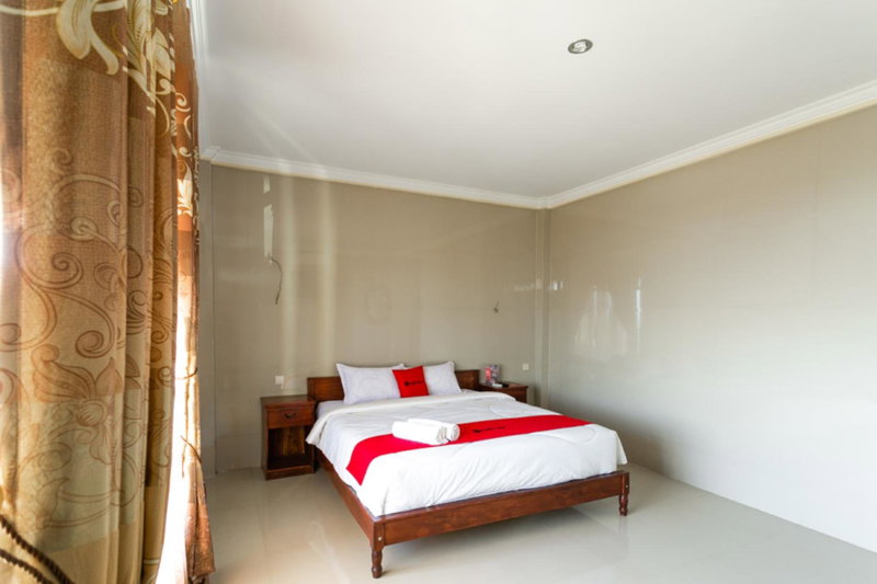 RedDoorz near Parangtritis Beach, Bantul, Indonesia