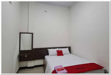 RedDoorz near Moro Mall Purwokerto 2, Purwokerto, Indonesia