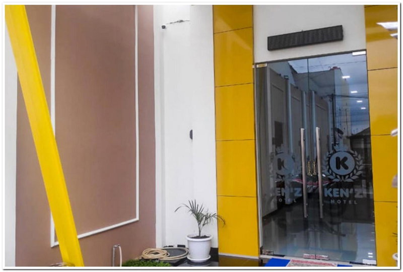 RedDoorz near Moro Mall Purwokerto 2, Purwokerto, Indonesia