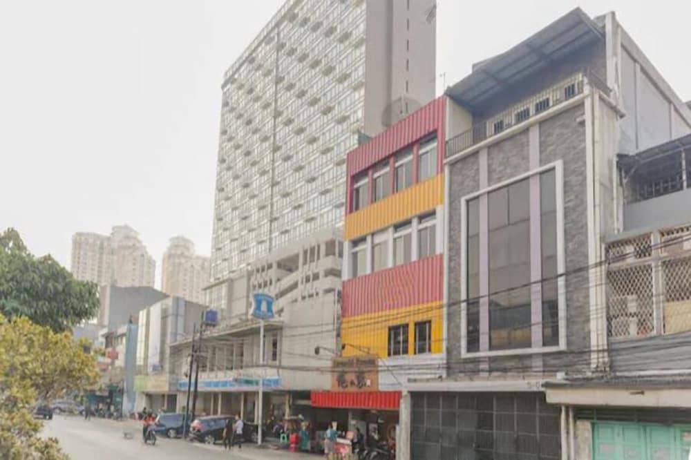 Hotel · Ichiza Hotel, Jakarta