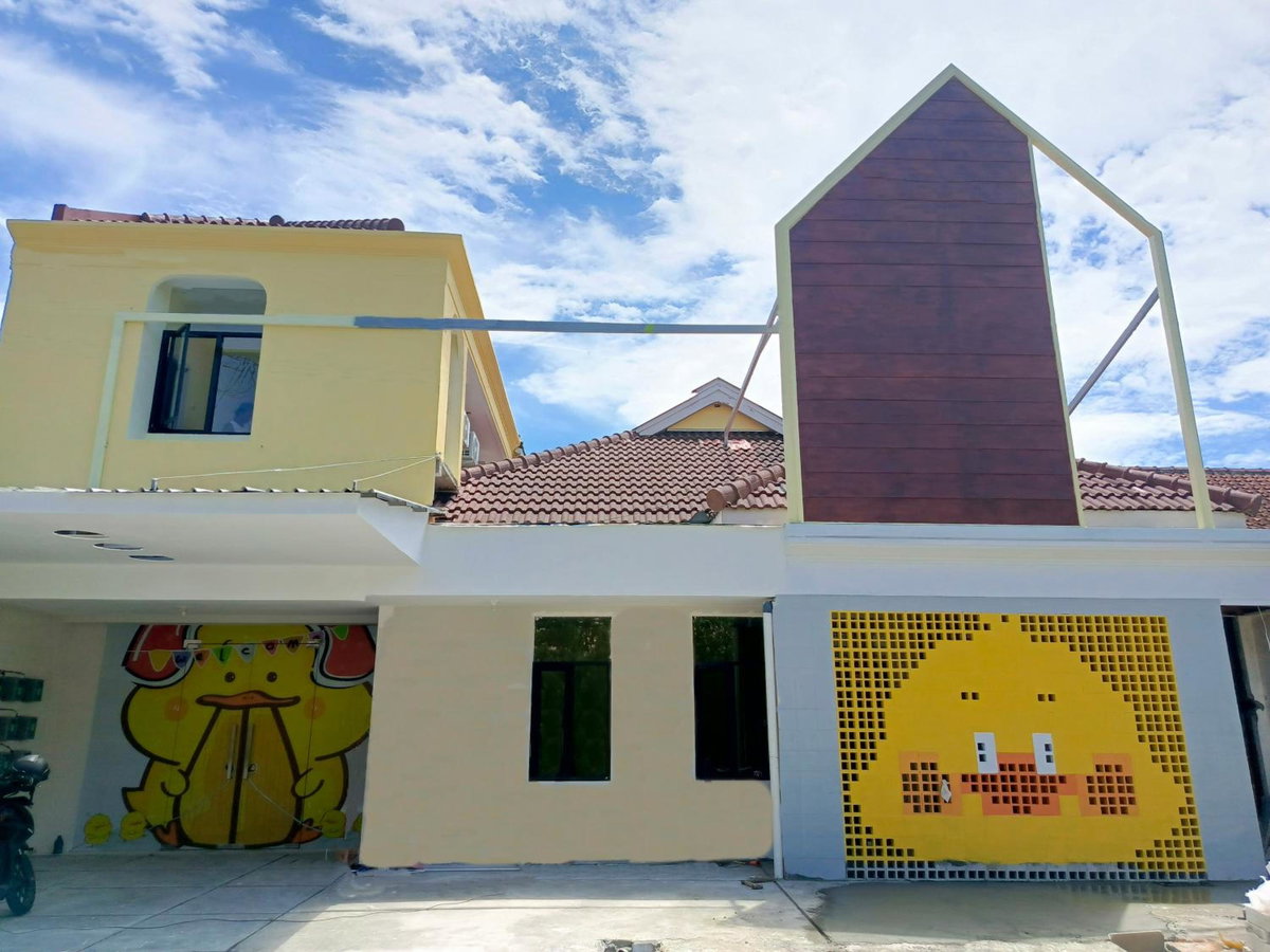 Hotel · Bebek Kuning Residence, Blimbing