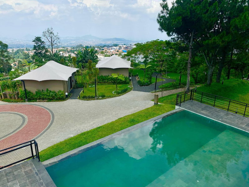 Tebing View Glamping, Azana Hotel Collection, Parongpong, Indonesia