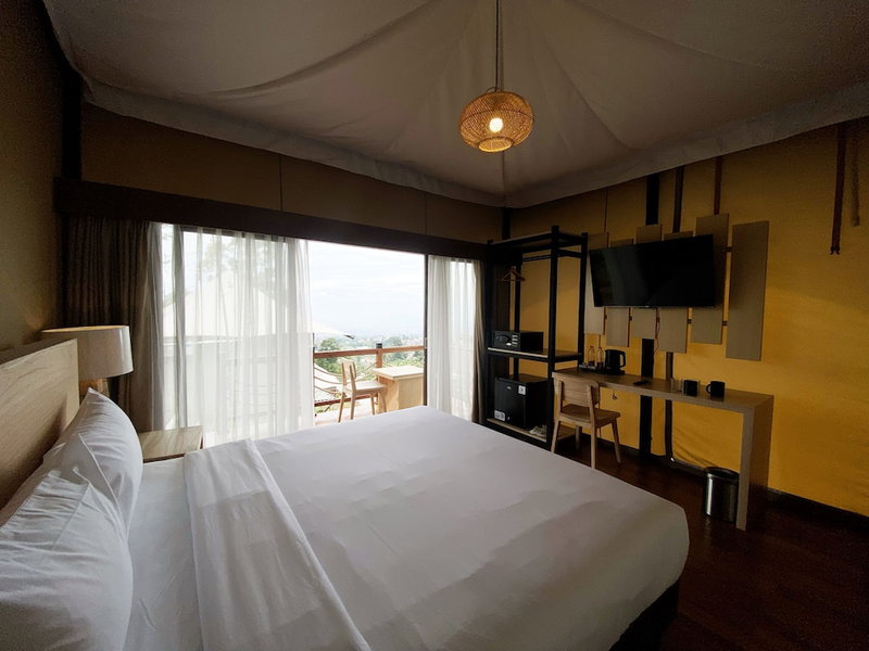 Tebing View Glamping, Azana Hotel Collection, Parongpong, Indonesia