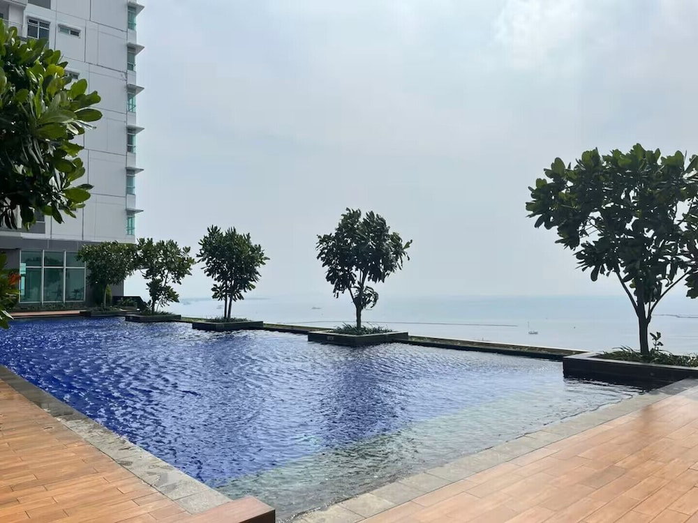 Sky Heaven Greenbay in North Jakarta, Индонезия
