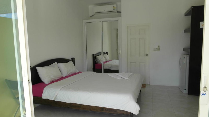 Thipburee Resort, Sichon, Thailand