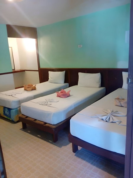 Phi Phi Scenery Guesthouse, Bataypora, Thailand