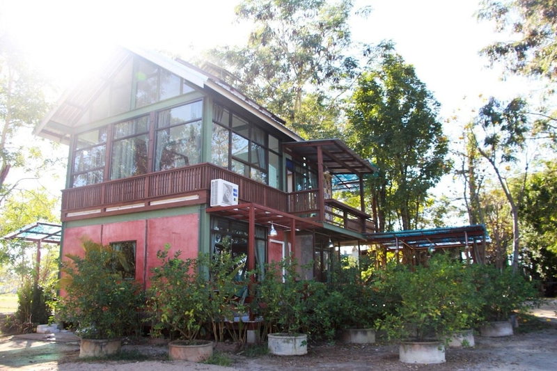 Phu Mi Lum Nao House, San Kamphaeng, Thailand