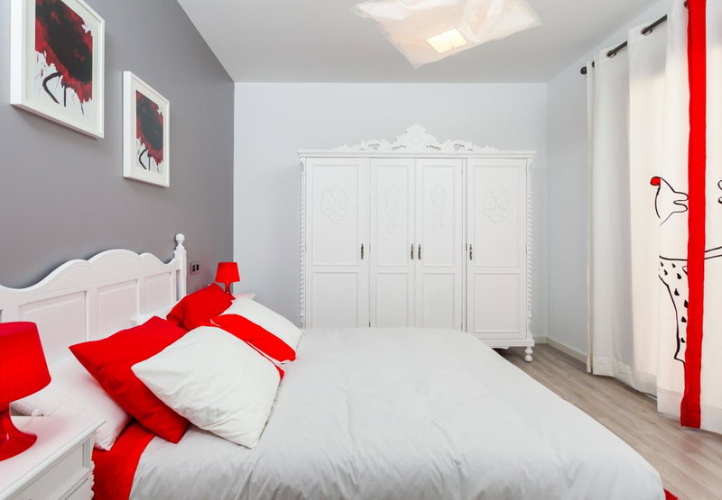 Mafloras Luxury&Beach Apartment, Cala Millor, Spain