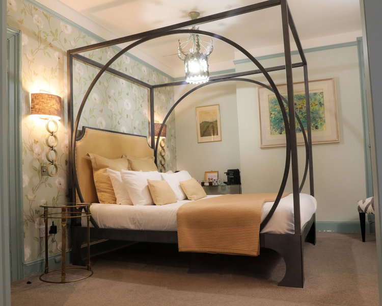 The Kingsbury at No7 & No8, Marlborough, United Kingdom