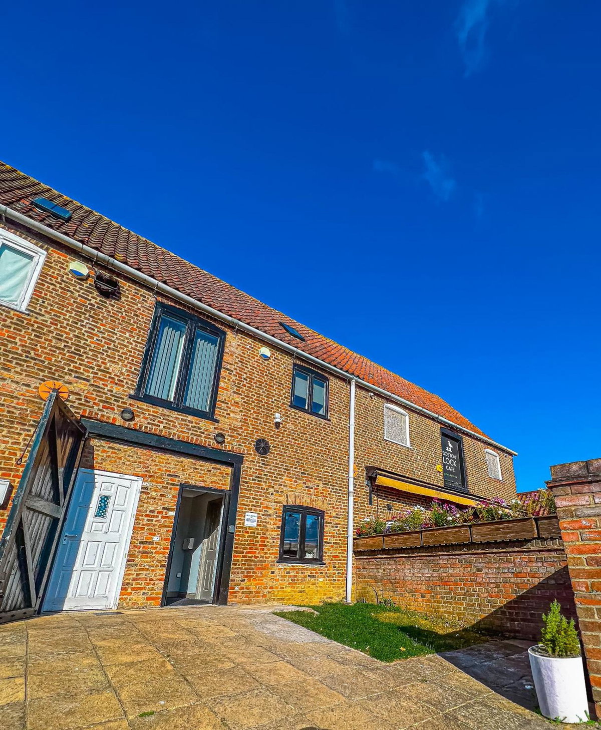 Lock View House, United Kingdom