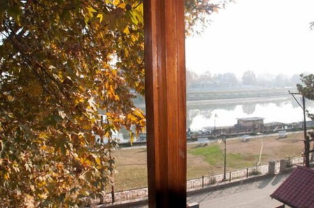 Ahdoos Hotel, Srinagar, India