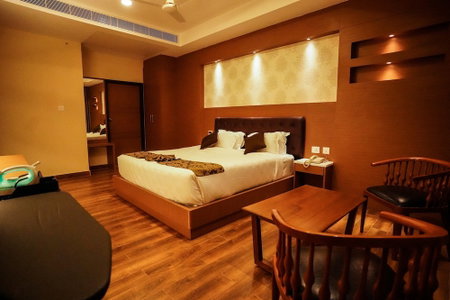 V Five Hotel, Chengalpattu, India