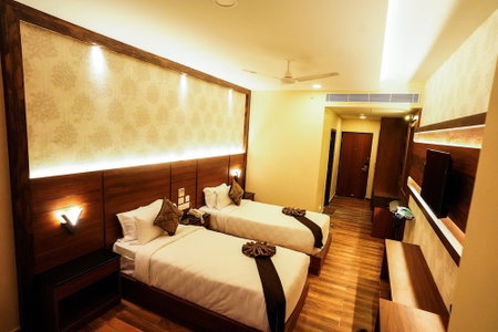 V Five Hotel, Chengalpattu, India