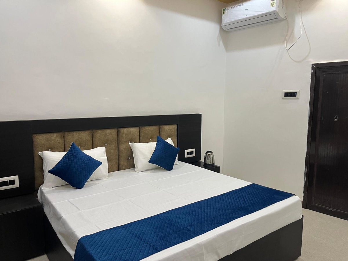 Hotel · The Mehrotra Resort ,Near Ram Temple, Ayodhya