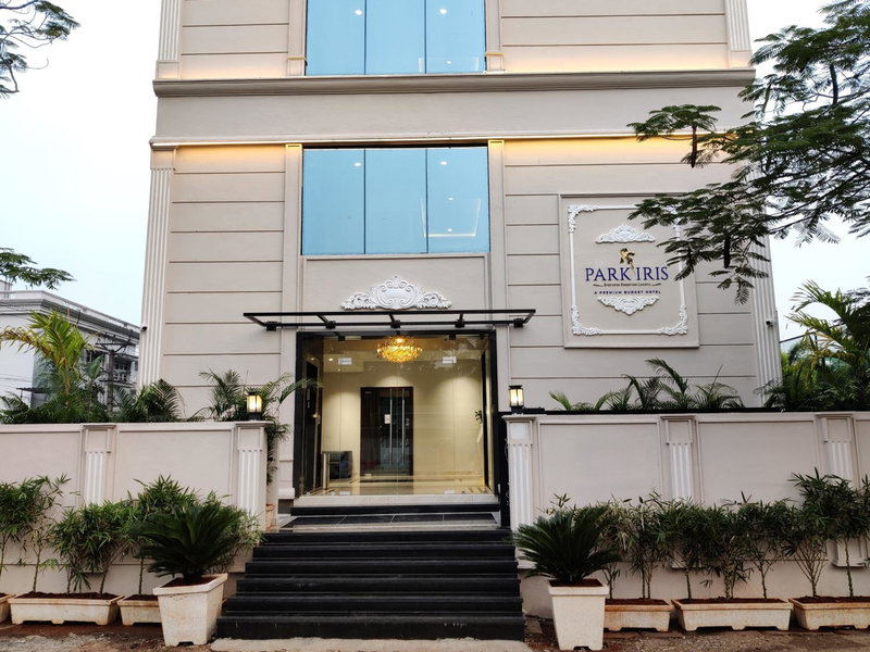 PARK IRIS HOTELS, Bharathi Nagar, Vijayawāda, India