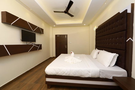 Cs Empire, Neil Island, India
