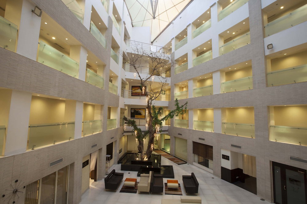 Avalon Courtyard, India