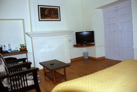 Alasia Hotel, Kasauli, India