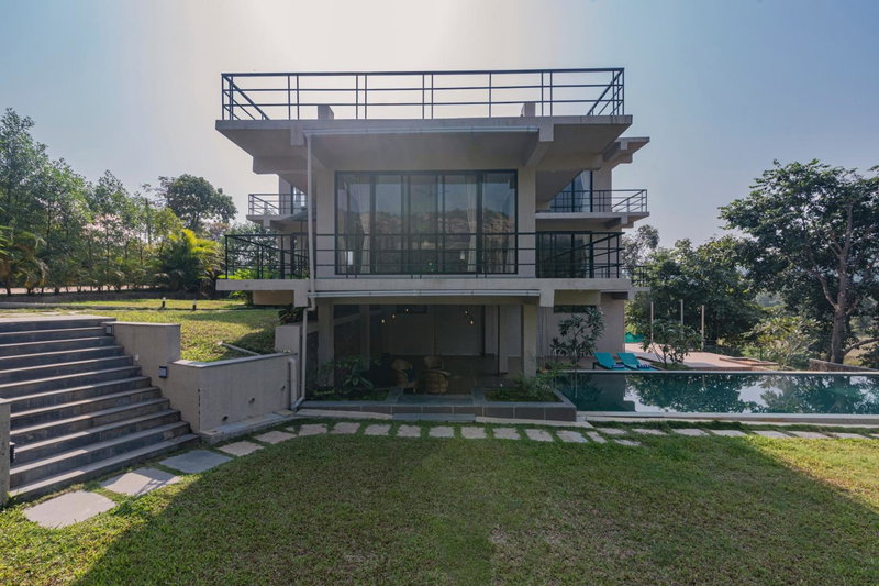 SaffronStays Mountain Aer, Karjat, Karjat, India