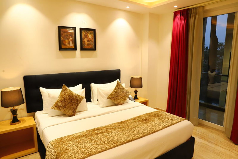 Hotel Malbork Inn Rajouri Garden Delhi - Couple Friendly Local IDs Accepted, New Delhi, India