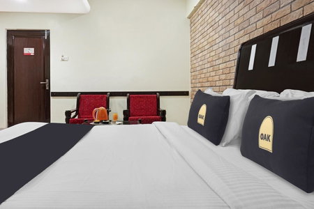 Townhouse OAK Gharonda Residency Near Sant Tukaram Nagar Metro Station, Pune, India