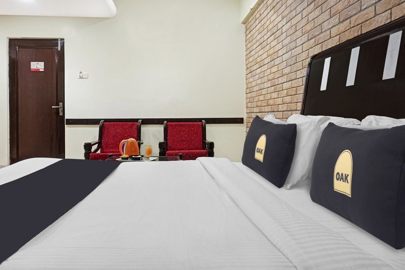 Townhouse OAK Gharonda Residency Near Sant Tukaram Nagar Metro Station, Pune, India