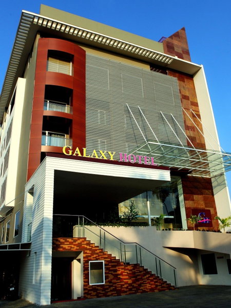 Paravoor Galaxy Hotel, Cherai Beach, India
