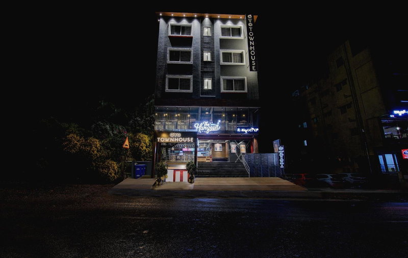Super Townhouse Global Village Tech Park Near Kengeri Bus Terminal Metro Station, Bangalore, India