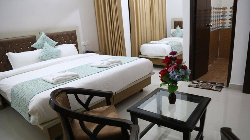 HOTEL YOG TAPOVAN- Rafting Available, Rishīkesh, India