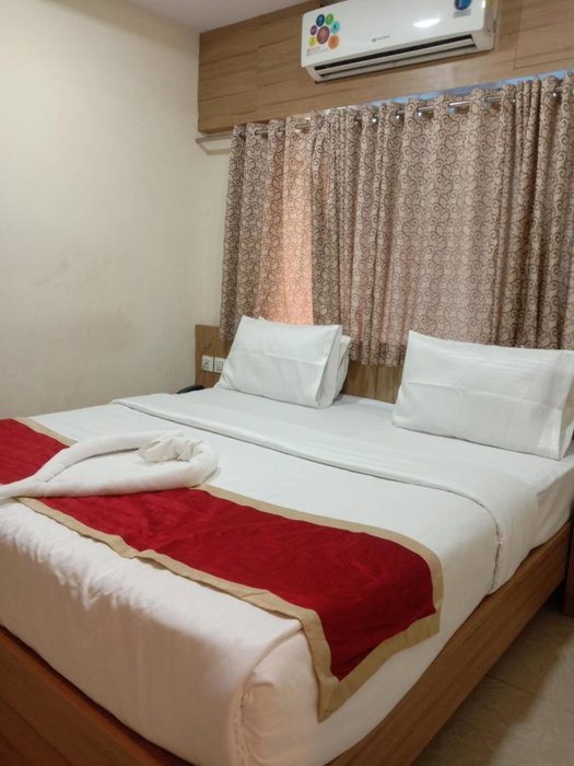 Hotel Blue Bell, Bangalore, India