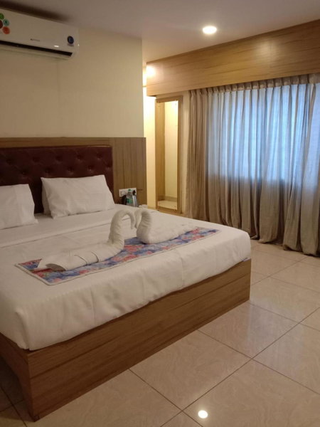 Hotel Blue Bell, Bangalore, India