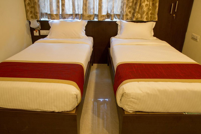 Hotel Blue Bell, Bangalore, India