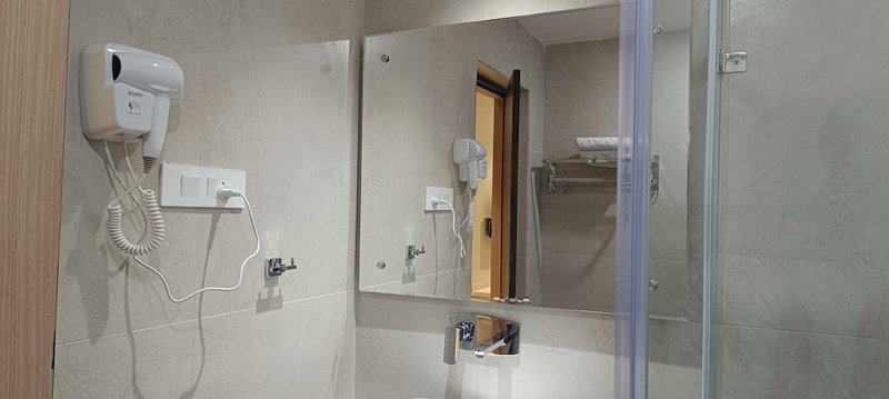 Hotel Lee Garden, Near Blue Flag Beach(500 Mtrs), Puri, Puri, India