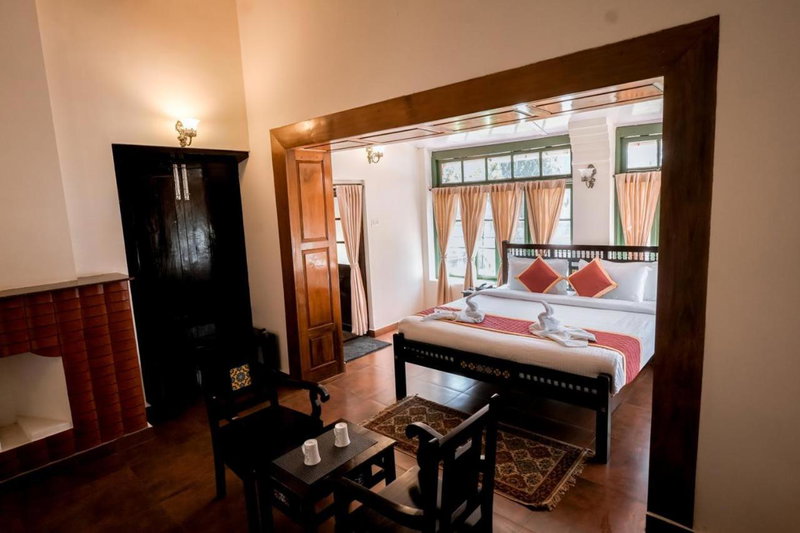 Lakefront Home Hotel, Ooty, India