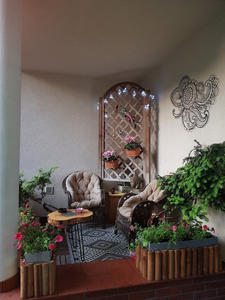 Villa Casanna, Poland