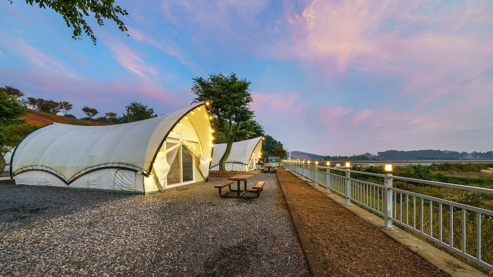 Boryung Oz Camping Glamping, South Korea