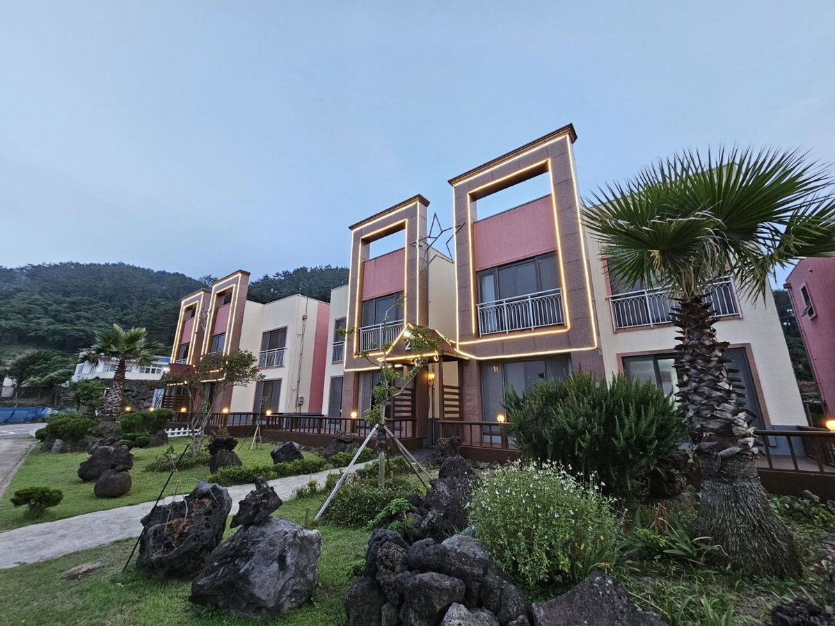 Red Castle Pension, South Korea